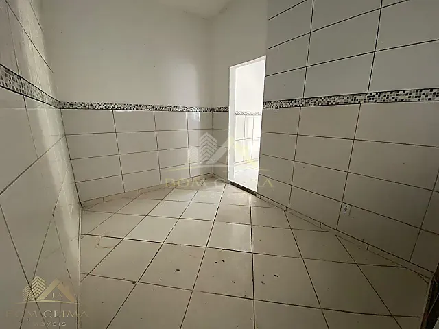 Casa 1 quarto e 1 banheiro, para alugar, no bairro Bandeirantes em Juiz de Fora