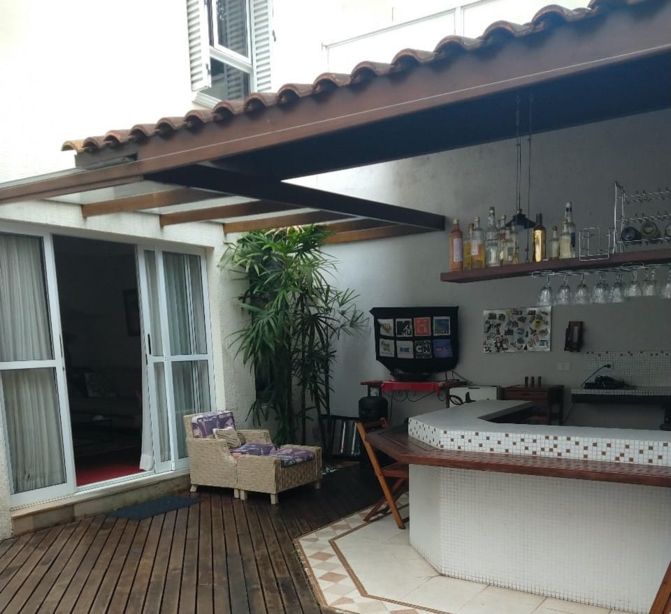Casa à venda com 4 quartos, 230m² - Foto 3
