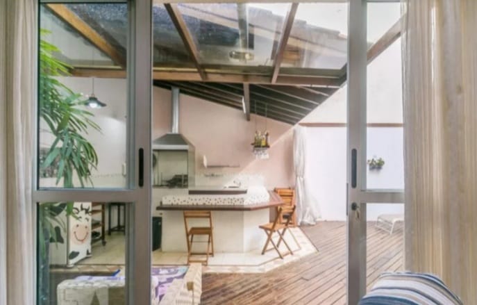 Casa à venda com 4 quartos, 230m² - Foto 2