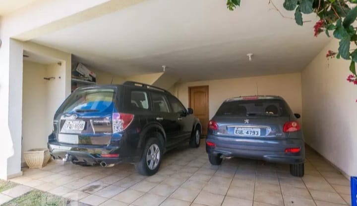 Casa à venda com 4 quartos, 230m² - Foto 15