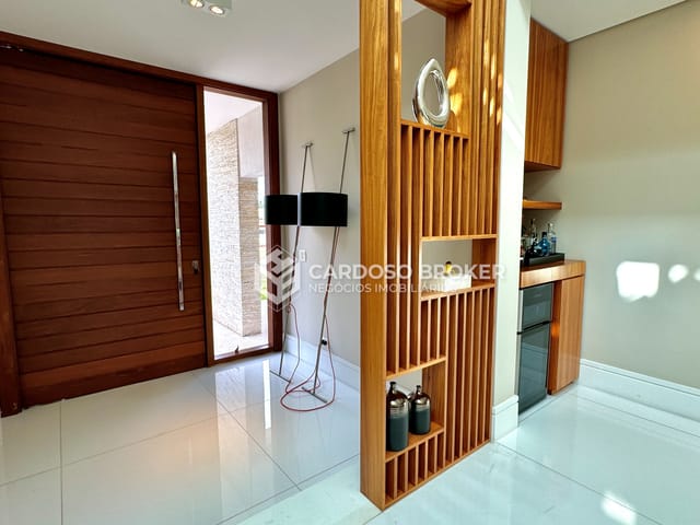 Casa com 420m² 4 quartos e 8 banheiros, à venda, no bairro Tamboré em Santana de Parnaíba