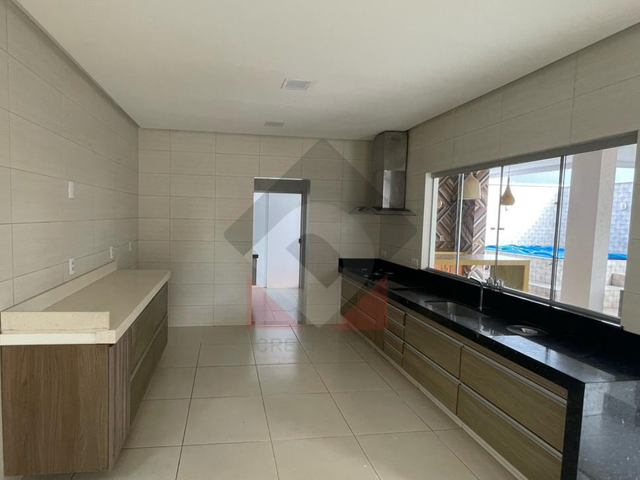 Casa 3 quartos e 4 banheiros, à venda ou para alugar, no bairro Belo Horizonte em Marabá