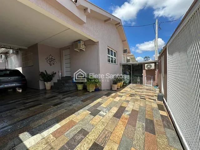 Casa 3 quartos e 3 banheiros, à venda, no bairro Centro em Americana