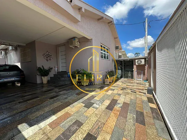 Casa 3 quartos e 3 banheiros, à venda, no bairro Centro em Americana