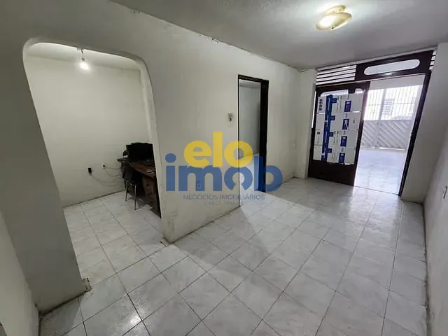 Casa com 180m² 4 quartos e 4 banheiros, à venda, no bairro Nossa Senhora das Dores em Caruaru