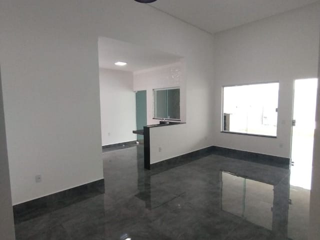 Casa com 250m² 3 quartos e 2 banheiros, à venda, no bairro Jardim Cândido Bertini em Santa Bárbara D'Oeste