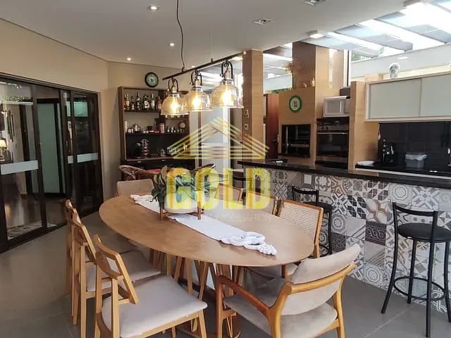 Casa com 555m² 3 quartos e 6 banheiros, à venda, no bairro Gleba Fazenda Palhano em Londrina