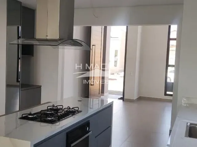 Casa com 300m² 3 quartos e 5 banheiros, à venda, no bairro Jardim Okinawa em Paulínia