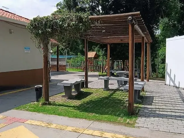 Casa com 130m² 2 quartos e 1 banheiro, à venda, no bairro Taboleiro Verde em Cotia