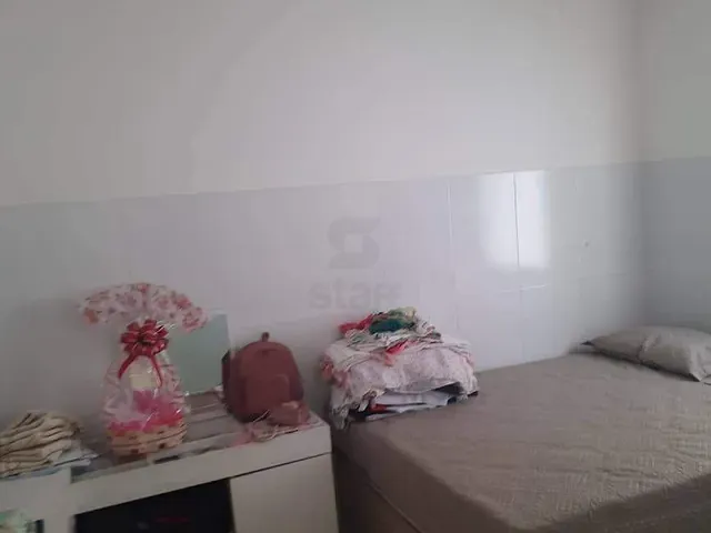 Casa 3 quartos e 2 banheiros, à venda, no bairro Centenário em Paulo Afonso