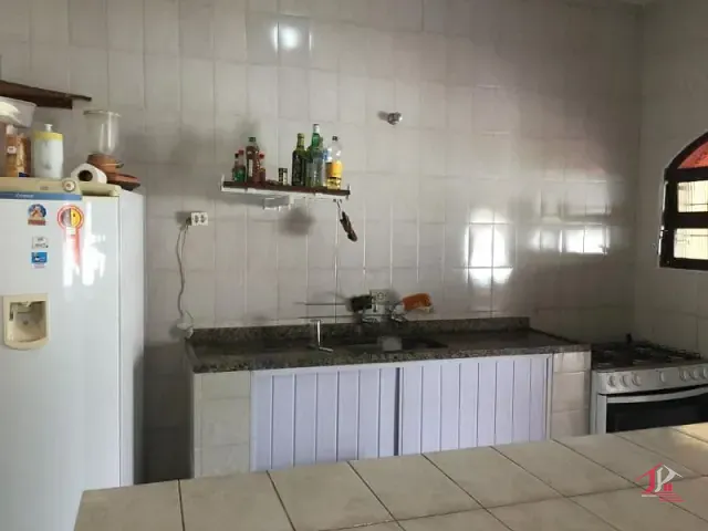 Casa com 360m² 1 quarto e 1 banheiro, à venda, no bairro Cibratel II em Itanhaém