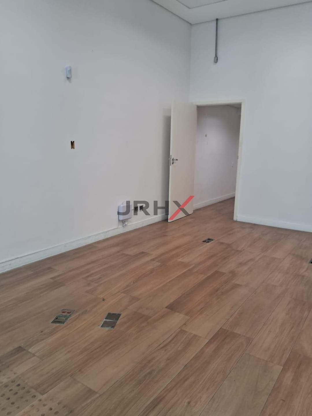 Casa à venda e aluguel com 1 quarto, 400m² - Foto 3