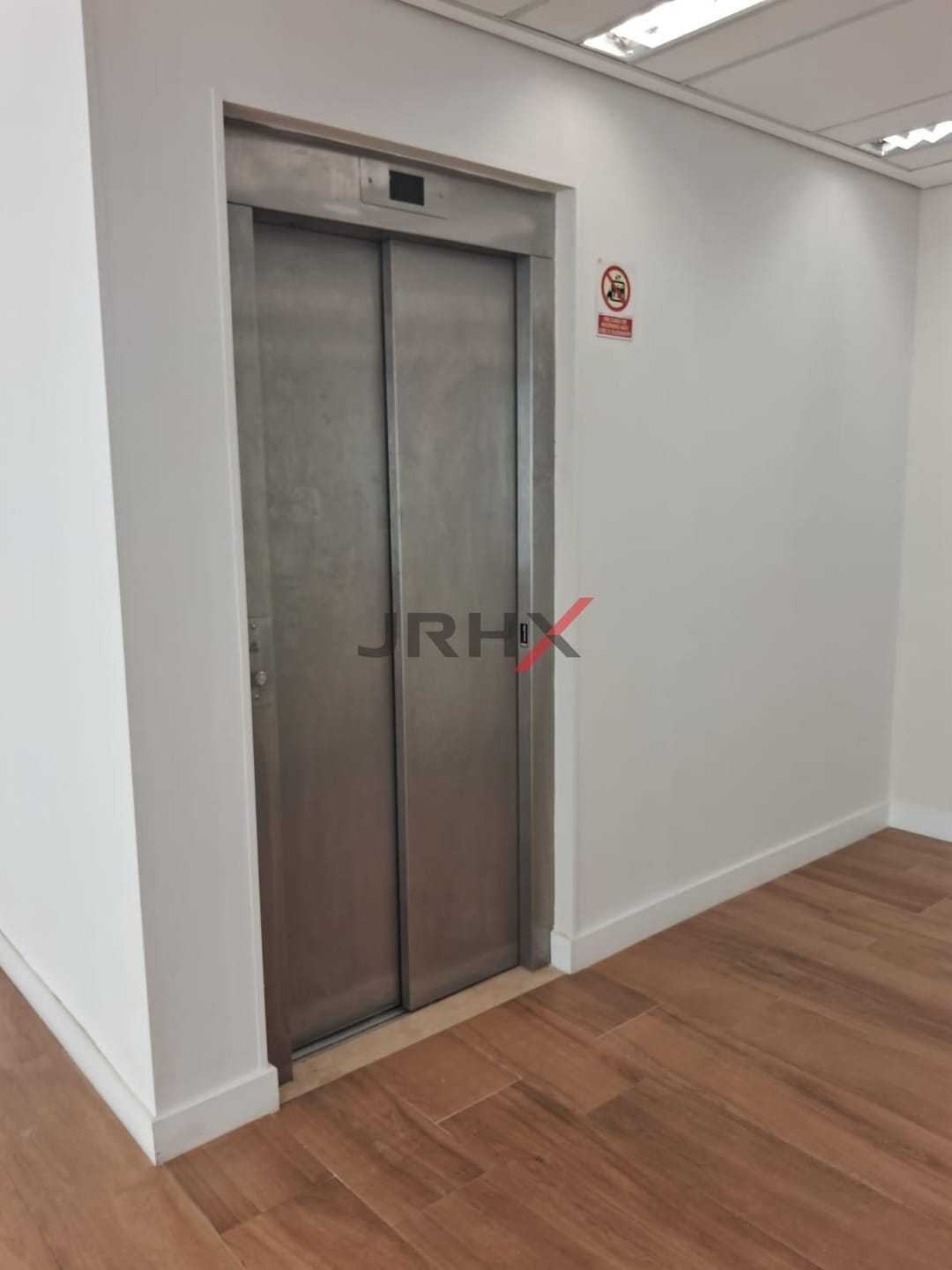 Casa à venda e aluguel com 1 quarto, 400m² - Foto 34