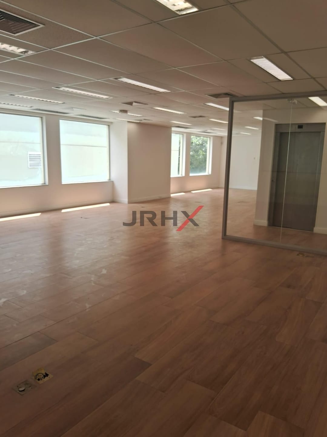 Casa à venda e aluguel com 1 quarto, 400m² - Foto 35
