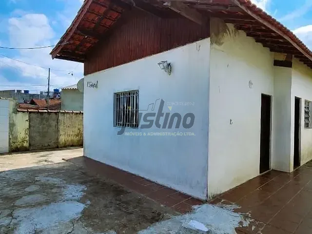 Casa com 170m² 2 quartos e 1 banheiro, à venda, no bairro Nova Itanhaém (Praia) em Itanhaém