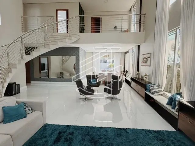Casa 4 quartos e 6 banheiros, à venda, no bairro Parque Verde em Belém