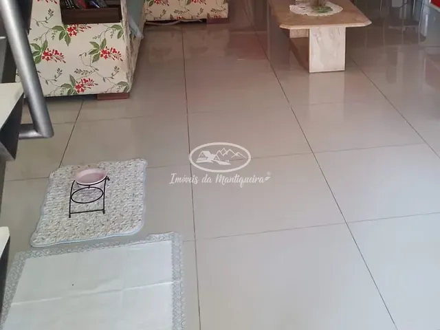 Casa com 341m² 3 quartos e 3 banheiros, à venda, no bairro Penedo em Itatiaia