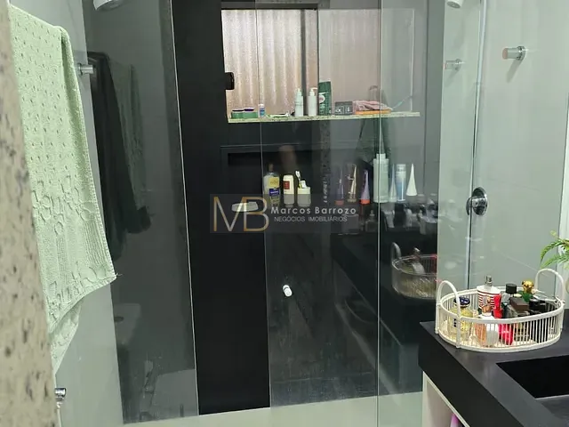 Casa com 364m² 3 quartos e 2 banheiros, à venda, no bairro Vivendas do Arvoredo em Londrina