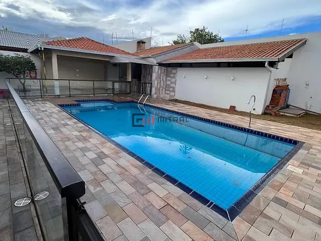 Casa 3 quartos e 5 banheiros, à venda, no bairro Granville Parque Residencial em Londrina