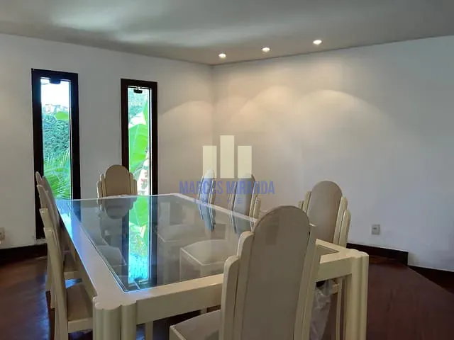 Casa com 909m² 6 quartos e 8 banheiros, à venda, no bairro Barra da Tijuca em Rio de Janeiro