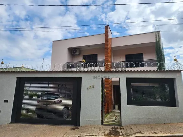 Casa com 235m², à venda, no bairro Medicina em Itajubá