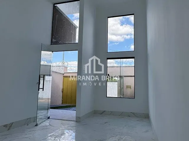 Casa 3 quartos e 2 banheiros, à venda, no bairro Setor Conde dos Arcos Complemento em Aparecida de Goiânia