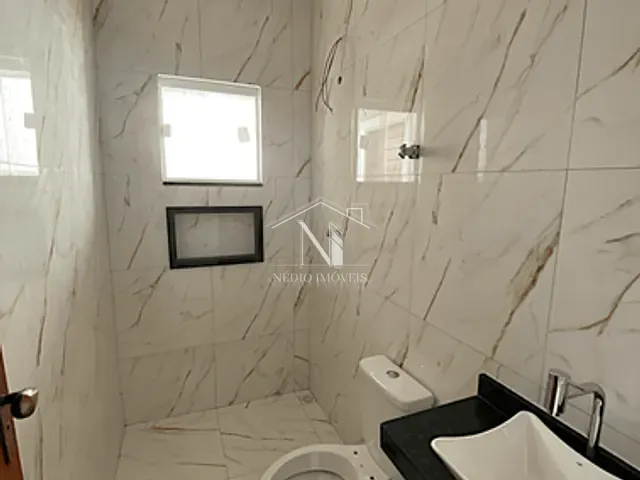 Casa com 240m² 2 quartos e 1 banheiro, à venda, no bairro Jardim Atlântico Central (Itaipuaçu) em Maricá