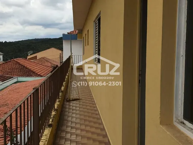 Casa com 350m² 3 quartos e 2 banheiros, à venda, no bairro Região Central em Caieiras