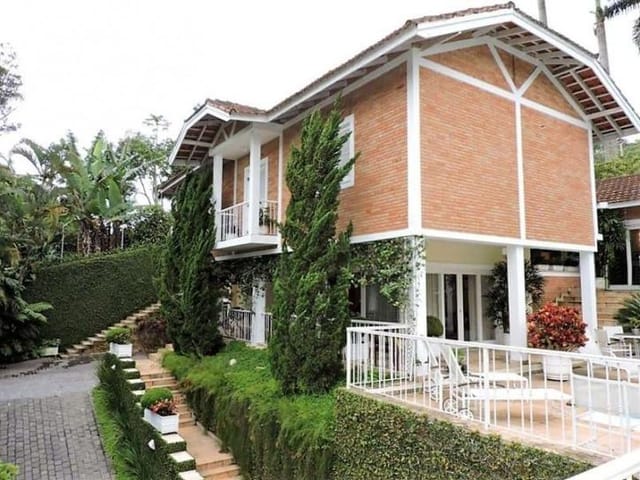 Casa com 798m² 4 quartos e 6 banheiros, à venda, no bairro Recanto Inpla em Carapicuíba