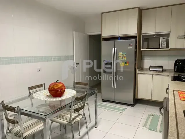 Sobrado 3 quartos e 5 banheiros, à venda, no bairro Vila Pedra Branca em São Paulo