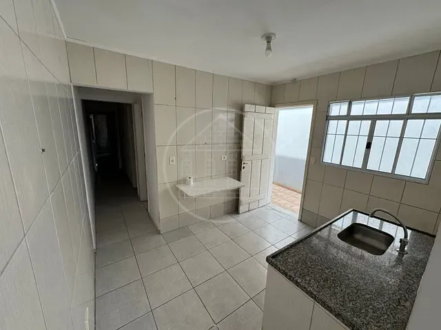 Casa com 169m² 1 quarto e 1 banheiro, à venda, no bairro Jardim Pouso Alegre em São Paulo