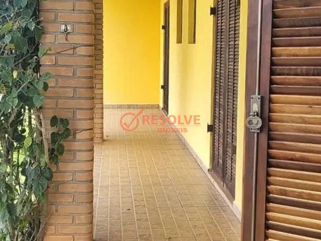 Casa com 2550m² 5 quartos e 5 banheiros, à venda, no bairro Capoeirinha em Guararema