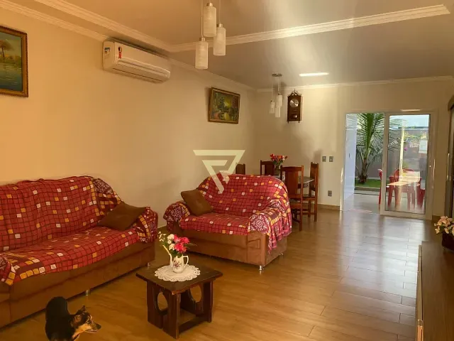 Casa com 250m² 3 quartos e 2 banheiros, à venda, no bairro Recreio das Acácias em Ribeirão Preto