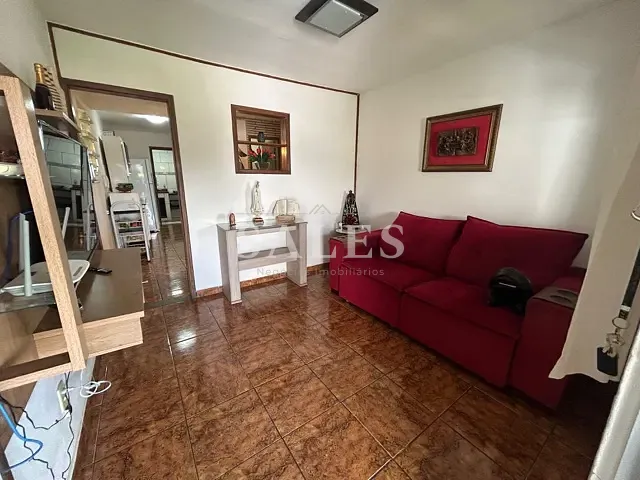 Casa com 303m² 2 quartos e 2 banheiros, à venda, no bairro Santa Luzia em Juiz de Fora