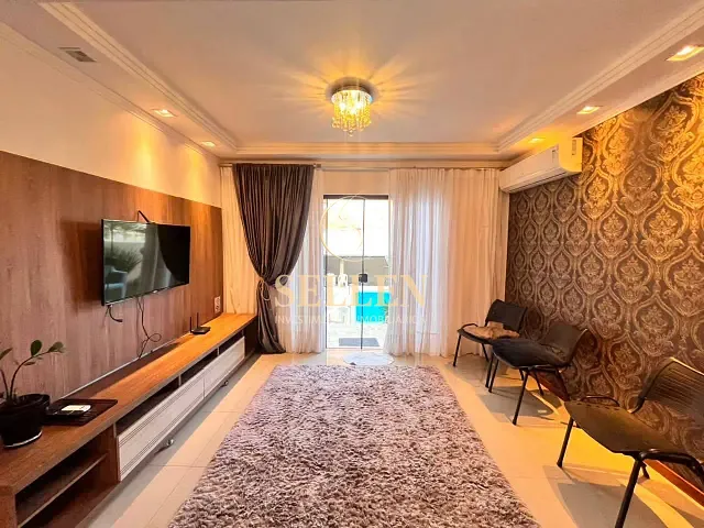 Casa 3 quartos e 1 banheiro, para alugar, no bairro Nações em Balneário Camboriú