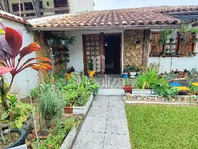 Casa com 600m² 3 quartos e 3 banheiros, à venda, no bairro São Francisco em Ilhéus