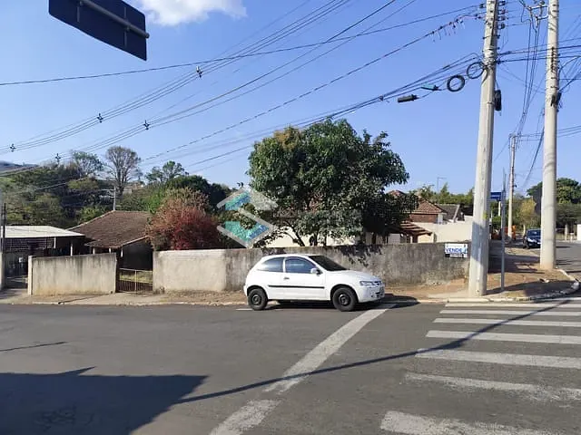 Casa com 440m² 9 quartos e 1 banheiro, à venda, no bairro Centro em Jacarezinho