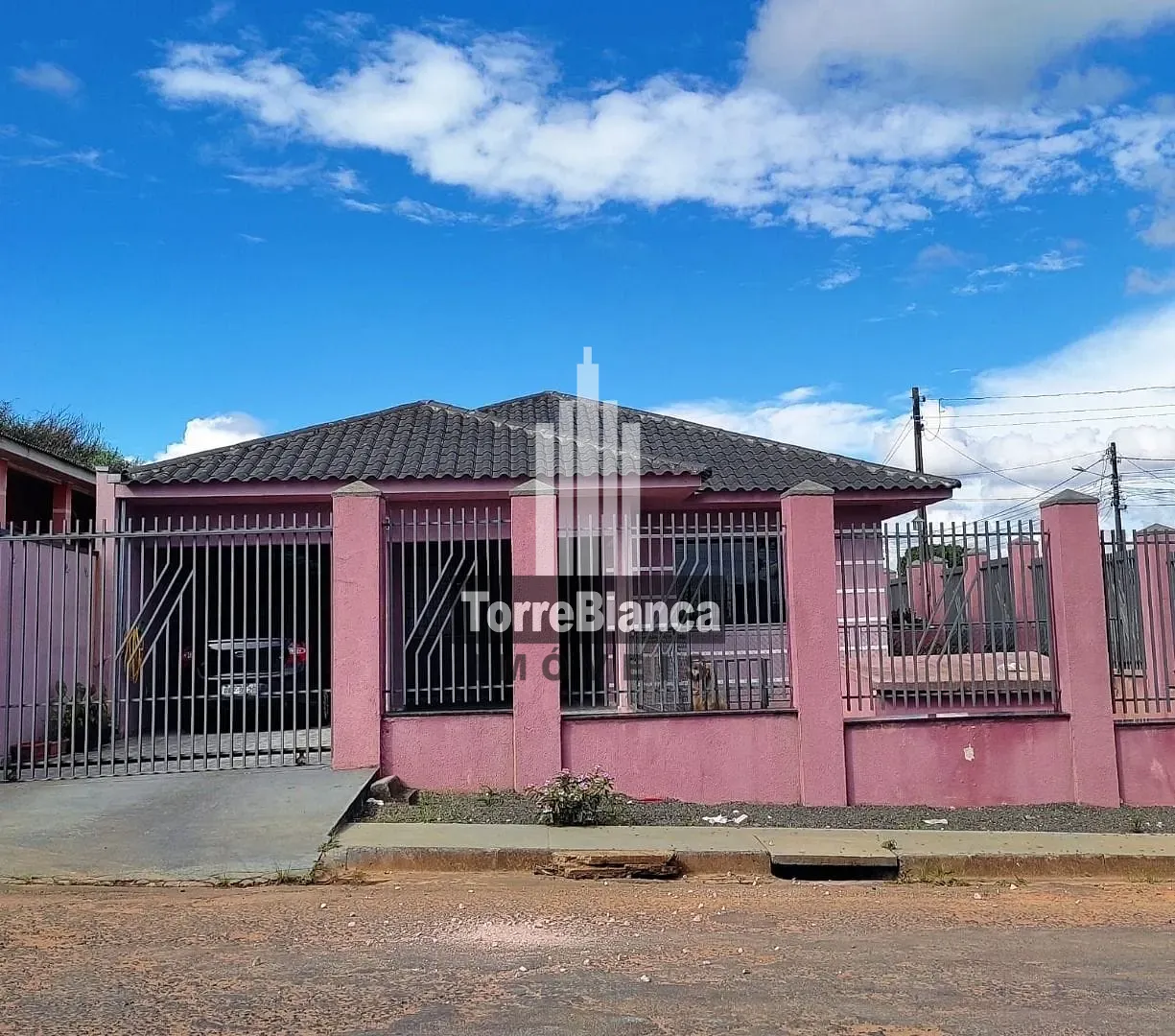 Casa, 3 quartos, 197 m² - Foto 1