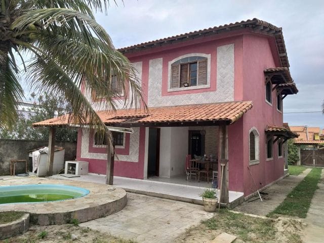 Casa com 480m² 4 quartos e 2 banheiros, à venda, no bairro Cordeirinho (Ponta Negra) em Maricá