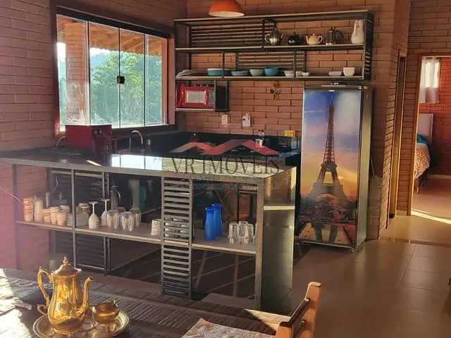 Casa com 257m² 2 quartos e 3 banheiros, à venda, no bairro Fazenda da Grama em Arrozal (Piraí)