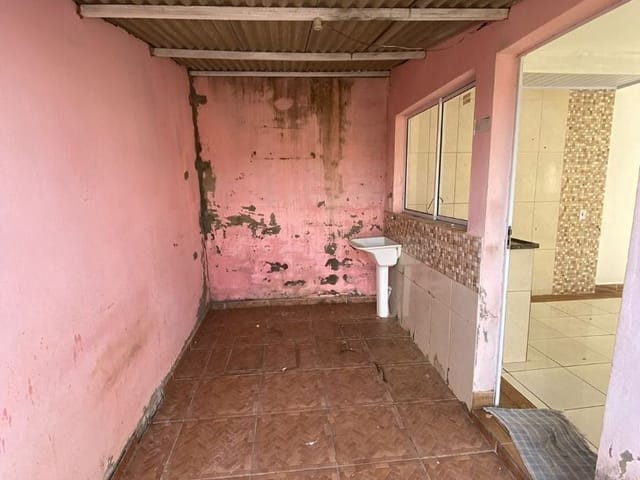 Casa 2 quartos e 1 banheiro, para alugar, no bairro Dos Pedrosos em Extrema