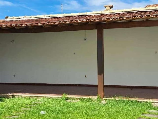 Casa com 360m² 3 quartos e 2 banheiros, à venda, no bairro Novo Rio das Ostras em Rio das Ostras