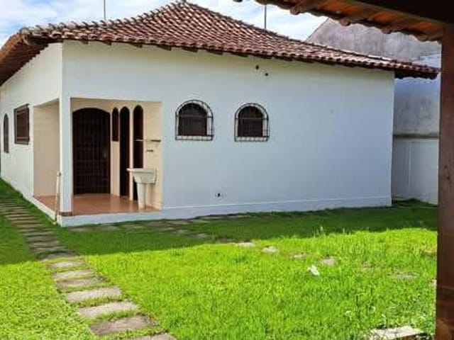 Casa com 360m² 3 quartos e 2 banheiros, à venda, no bairro Novo Rio das Ostras em Rio das Ostras