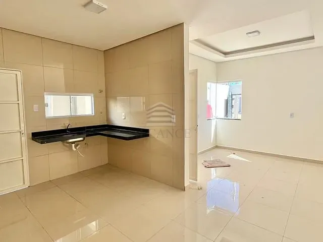 Casa 2 quartos e 1 banheiro, à venda, no bairro Jóia em Timon