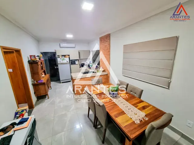 Casa 3 quartos e 2 banheiros, à venda, no bairro Marília em Barretos