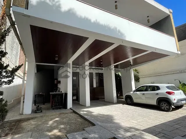 Casa 4 quartos e 5 banheiros, à venda, no bairro Jardim Amália em Volta Redonda