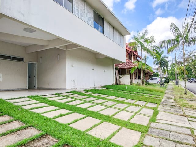Foto do Casa - Cond agua cristal - bonita, espaçosa e confortavel casa de 04 suites e 05 vagas | Ética Empreendimentos