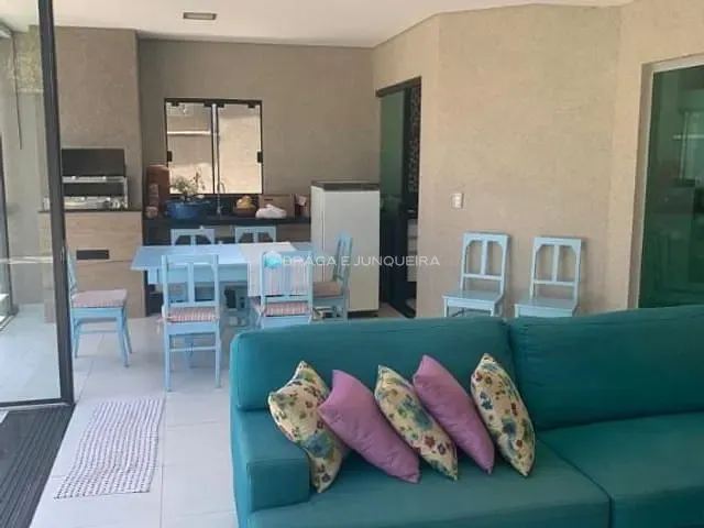 Casa com 422m² 4 quartos e 6 banheiros, à venda, no bairro Residencial Gaivota I em São José do Rio Preto