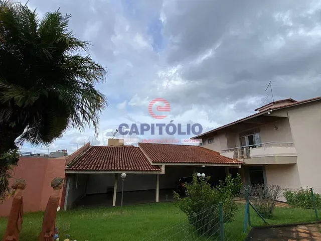 Sobrado 4 quartos e 4 banheiros, à venda, no bairro Setor Sul em Goiânia