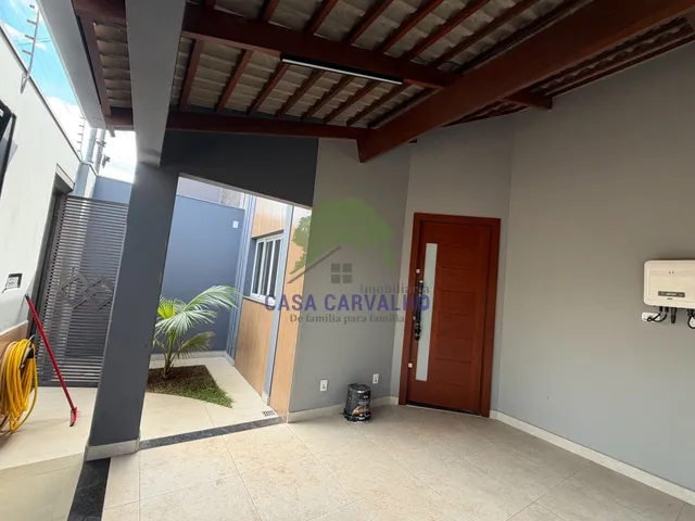 Casa 2 quartos e 2 banheiros, para alugar, no bairro Cristo Redentor em Corumbá